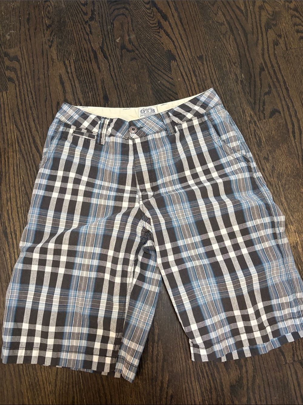 Plaid Flat-Front Men's Shorts in Brown, Blue & White